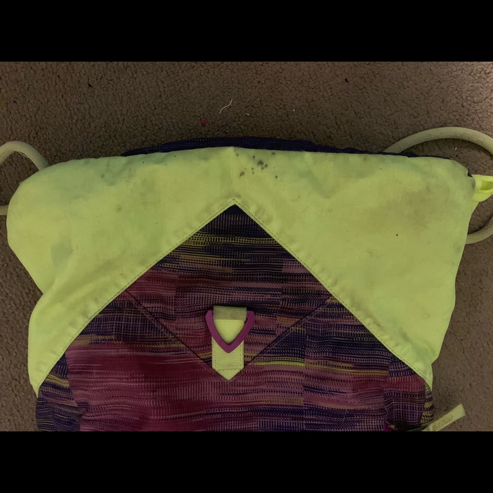 Under Armour Drawstring Bag - Picture 2 of 5